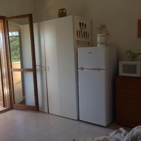 Apartamento La Ginestra Two-Room Apartment *